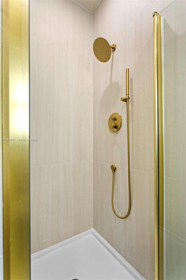 Building Photo - 9132 Froude Ave