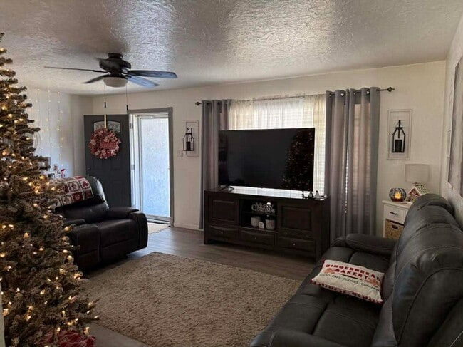 Building Photo - 1408 S Adams Ave