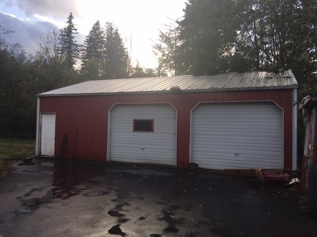 Building Photo - 3 Bedroom 1 Bath Home on large lot in Cascade Locks, OR