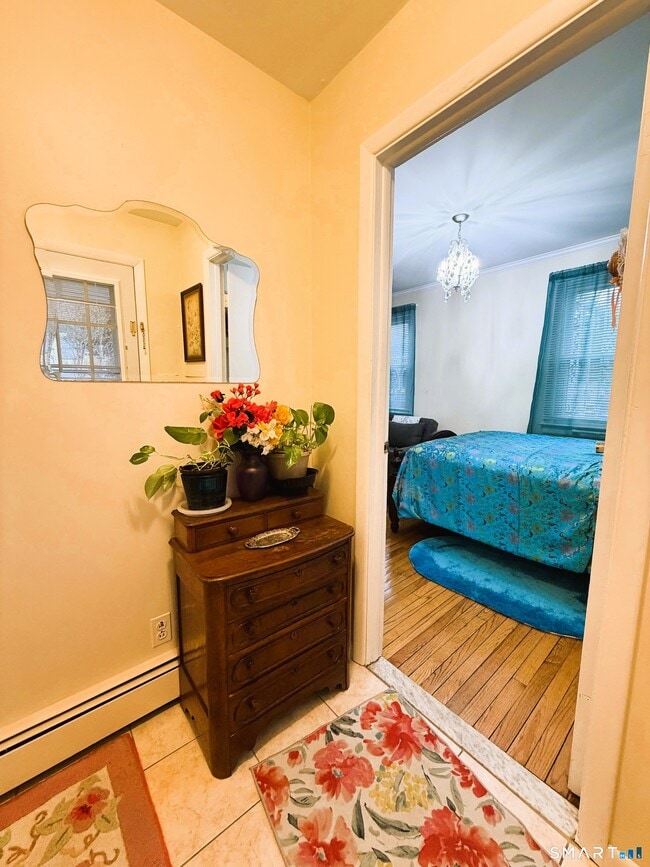 Building Photo - 12 Hillside Ave