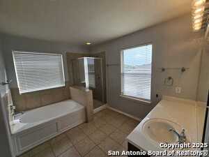 Building Photo - 4514 Cerca Royale