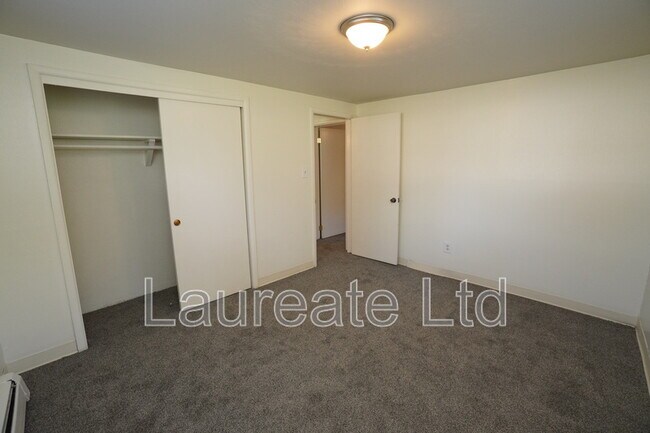 Building Photo - 5985 S Yukon St