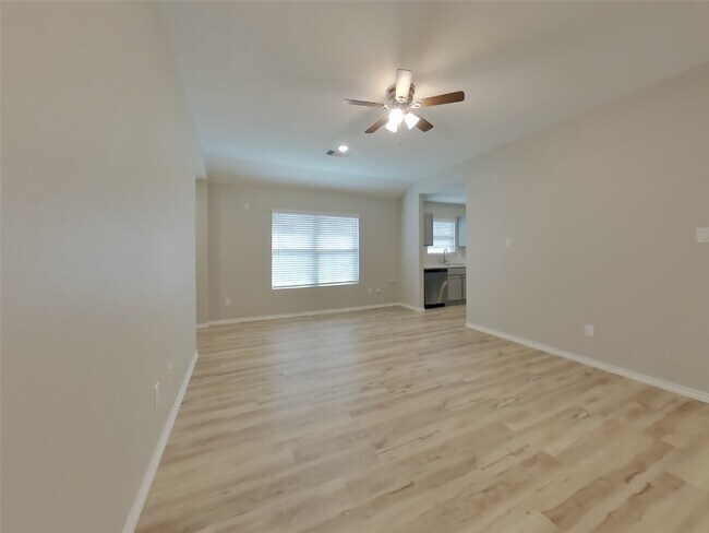 Building Photo - 17588 Rosewood Manor Ln