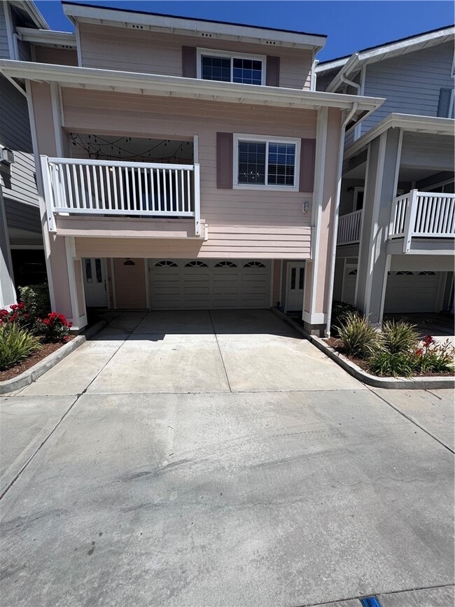Building Photo - 5092 Guava Ave