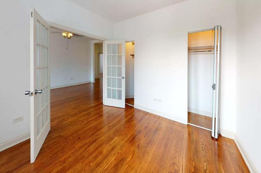 Building Photo - 401 E 57th St