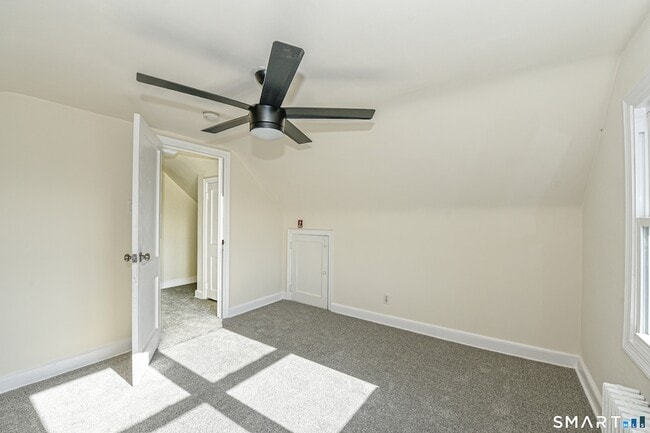 Building Photo - 146 Warsaw St