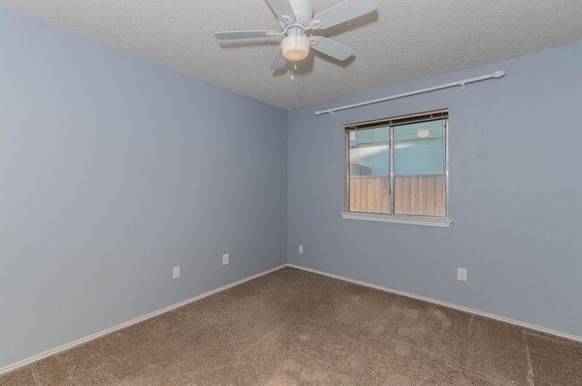 Building Photo - 10413 Hess Dr