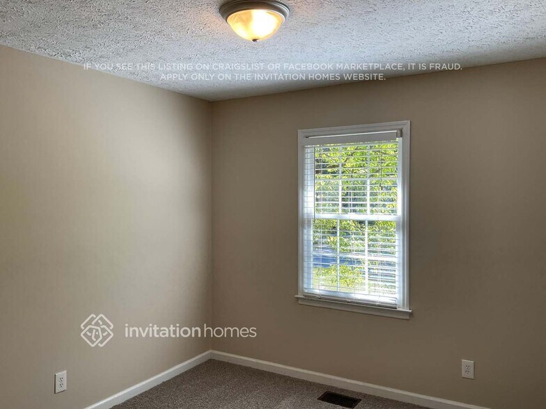 Building Photo - 6212 Westridge Trce