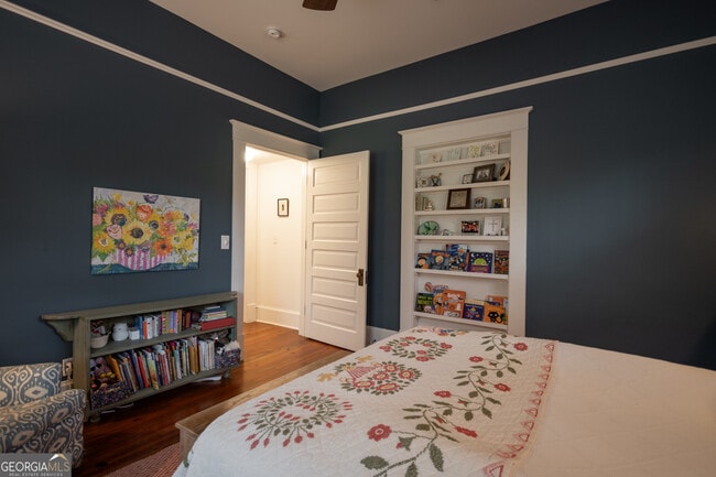 Building Photo - 290 Milledge Cir