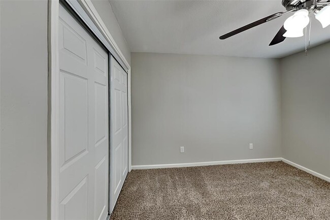 Building Photo - 3438 Havershire Dr