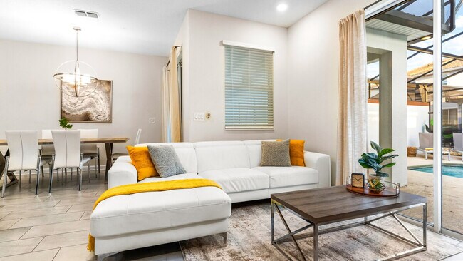 Building Photo - 4804 Lullaby Ln