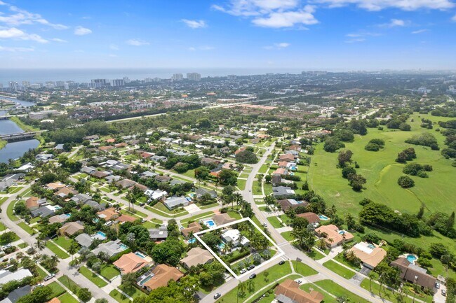 Building Photo - 199 N Country Club Blvd