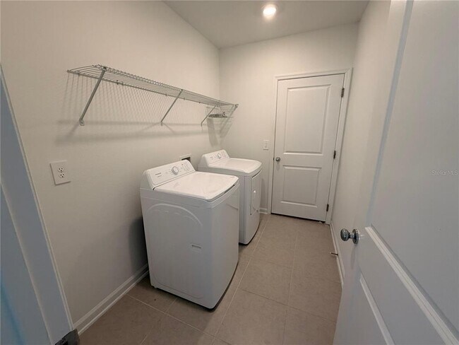 Building Photo - 1432 Loxley Trl