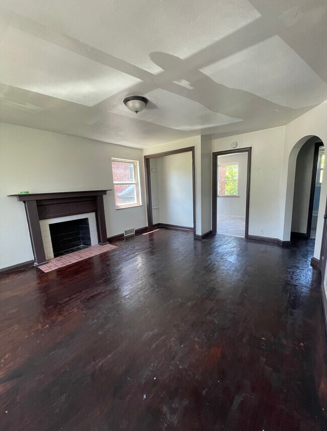 Building Photo - 735 Elberon Ave