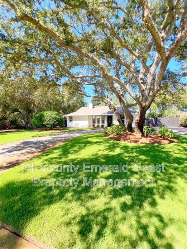 Building Photo - 4104 Indian Bayou N