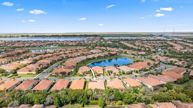 Building Photo - 9368 Cantal Cir E
