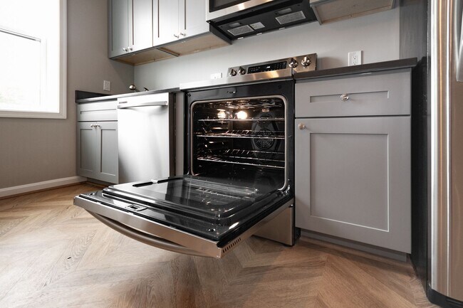 Building Photo - 1201 I St NE