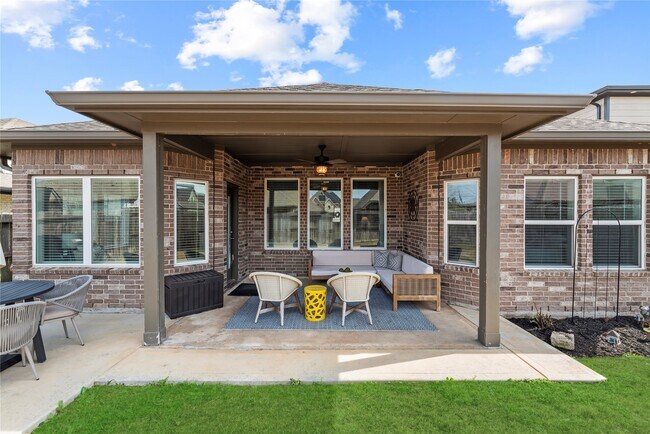 Building Photo - 9019 Stanley Oak Dr