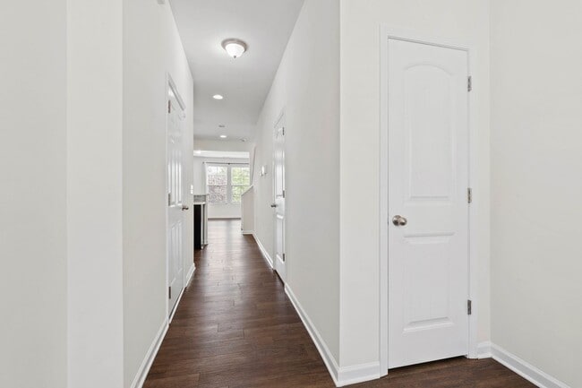 Building Photo - Charming 3BR Townhome in Brightleaf at the...