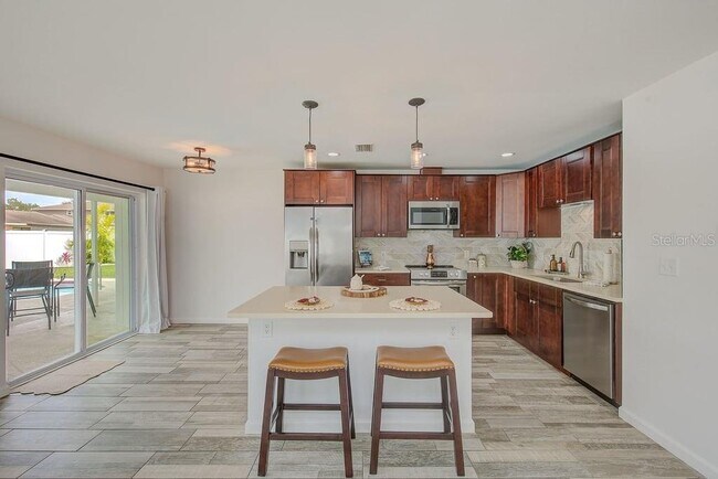 Building Photo - 2589 Sunny Breeze Ave