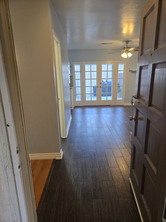 Building Photo - 11459 Shippigan Way