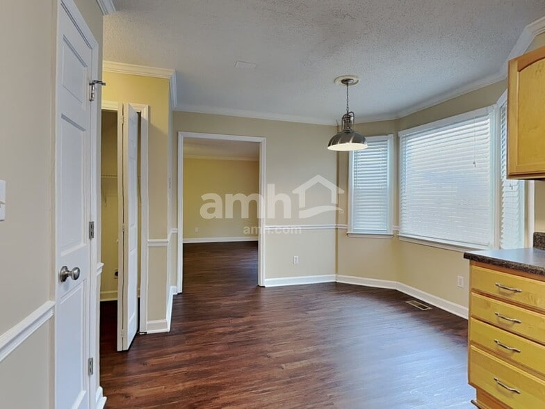 Building Photo - 6216 Winter Spring Dr