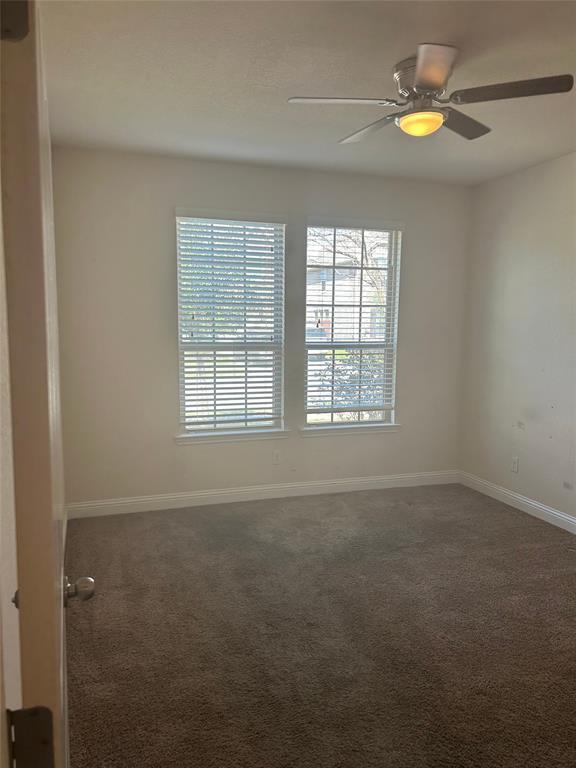 Building Photo - 3622 Pasteur Ln