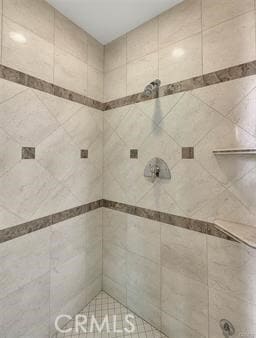 Building Photo - 8522 E Lorain Rd