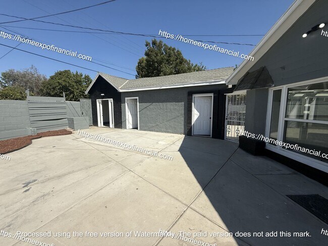 Building Photo - Nice Home For Rent