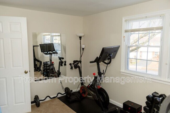 Building Photo - 5317 Macwood Dr