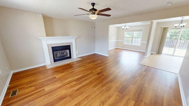 Building Photo - 4 Bedroom Gem Less Than 30 Minutes from Fort Bragg!