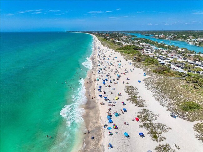 Building Photo - 210 Albee Rd W