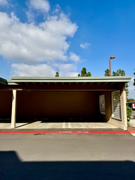 2 car ports - 3510 W Sweetbay Ct