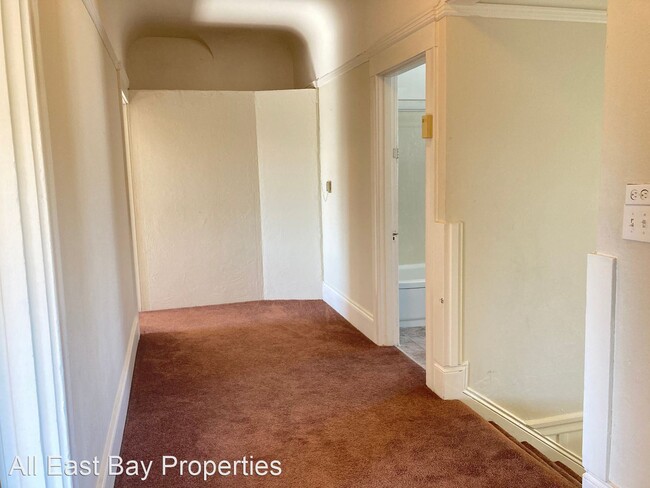 Building Photo - 1 br, 1 bath House - 2551 Harrington Avenu...