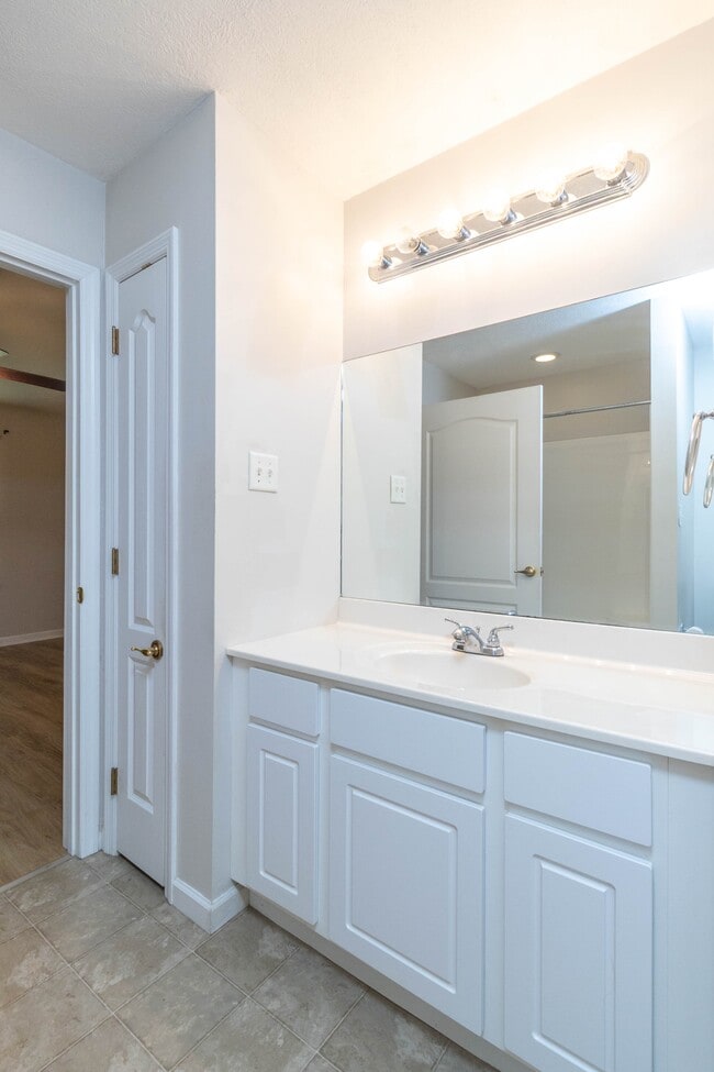 Building Photo - 3211 Misty Hill Way