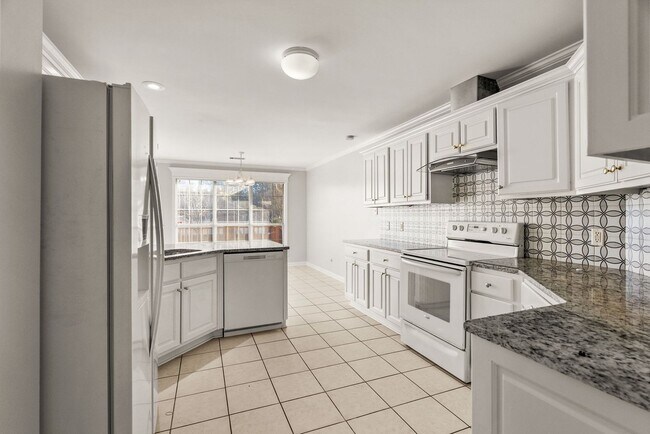 Building Photo - Beautiful Home in Desirable Cherry Creek | 3 Bed + Office | Fully Fenced Yard | Near Baker Elemen...