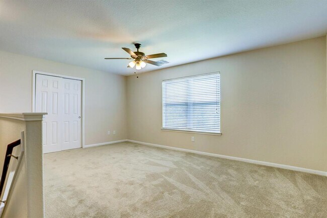 Building Photo - 18626 Each Elm Way