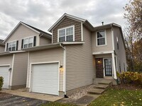 Building Photo - Grand Ridge condo available now.  Forest H...