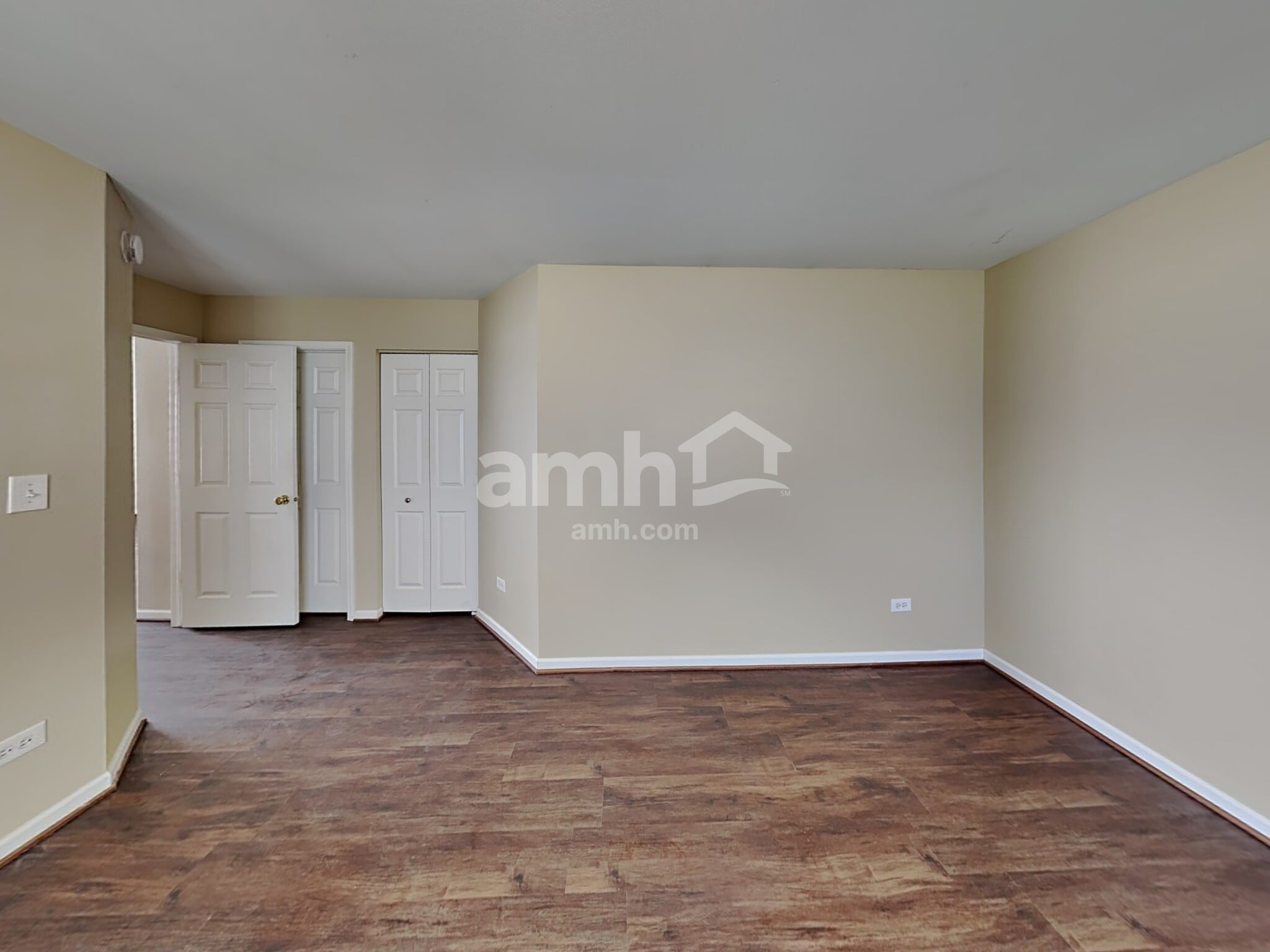 Building Photo - 2462 Mayfield Ct