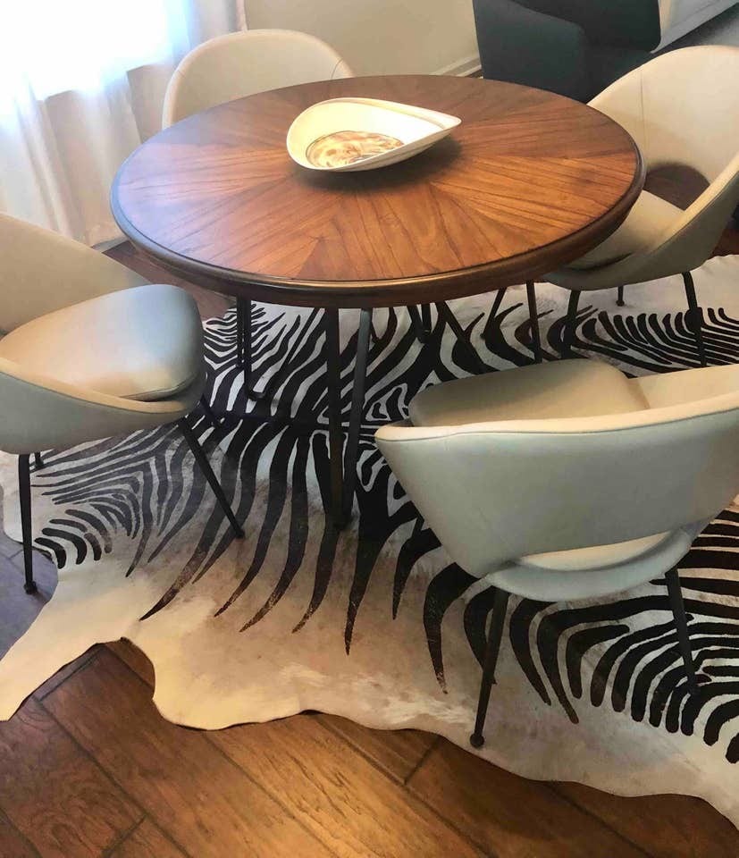 Building Photo - 1294 River Oaks Dr