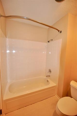 Building Photo - 303 E 2nd St