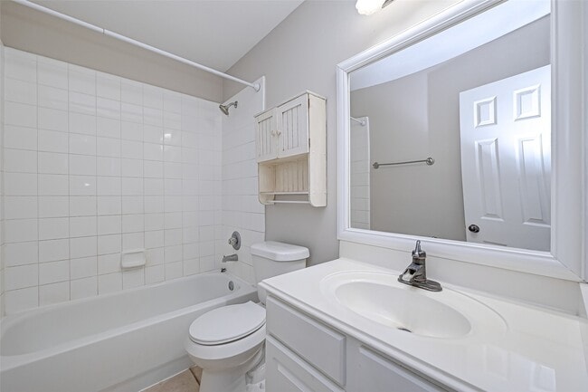 Building Photo - 5602 Eagle Sky Blvd