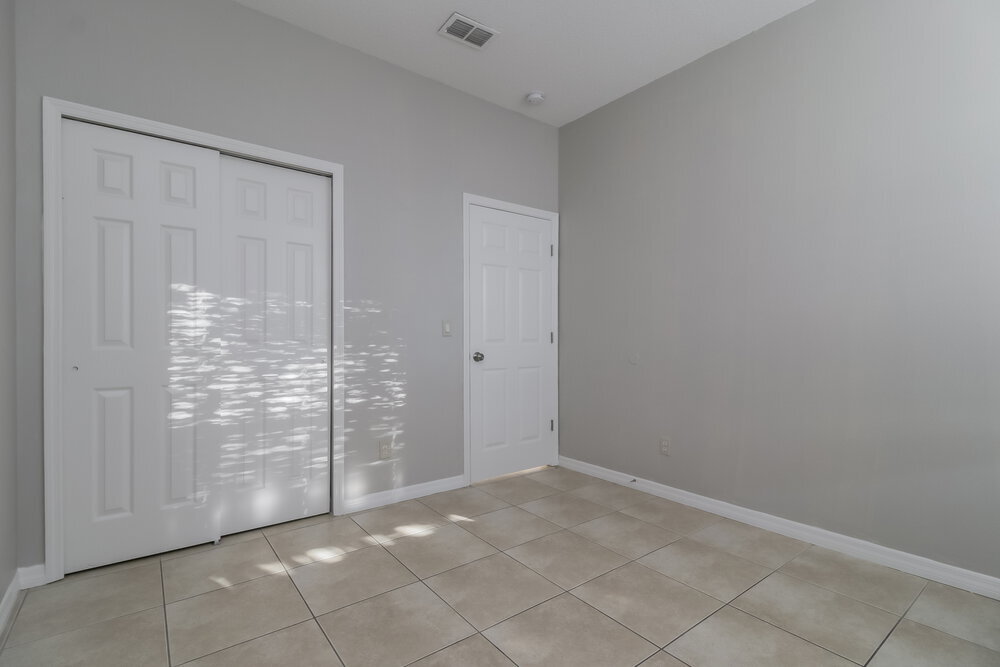 Building Photo - 738 Lake Biscayne Way