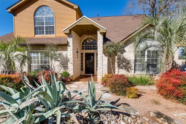 Building Photo - 2614 Pace Bend Rd S