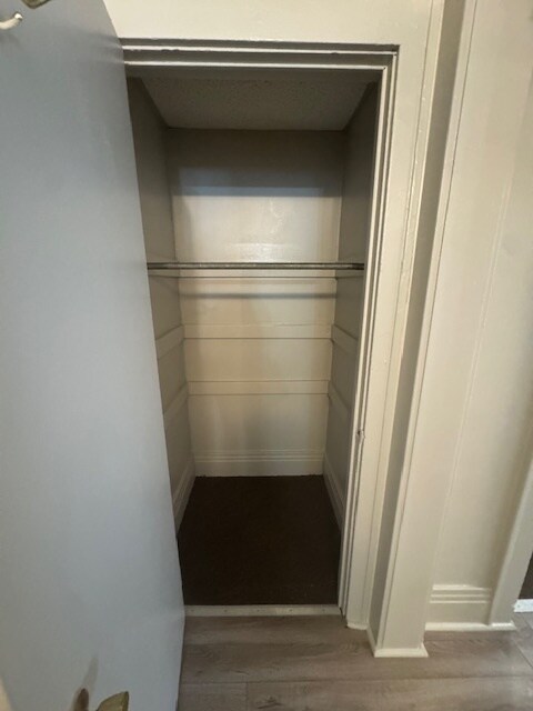 Building Photo - 200 Benton St