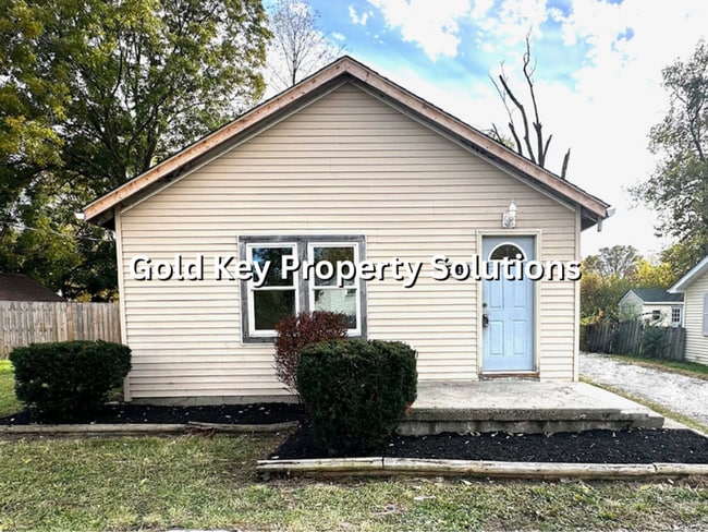 Building Photo - COMING SOON!! Updated 2BR / 1BR Single Fam...