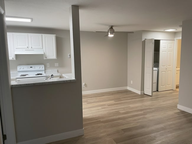 Floorplan - Redmond Park Apts