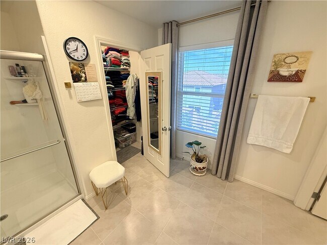 Building Photo - 10854 Gentle Crst Ave