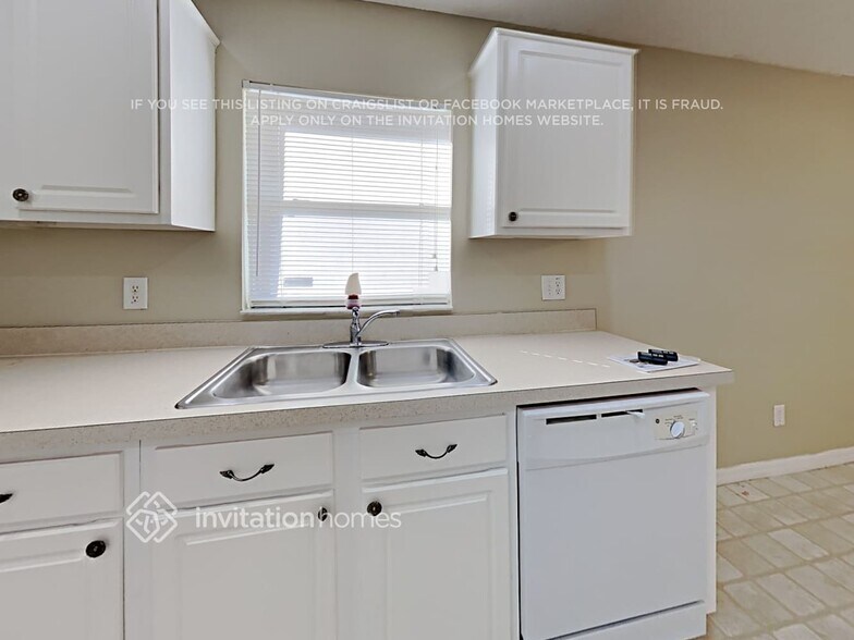 Building Photo - 340 Snook Way