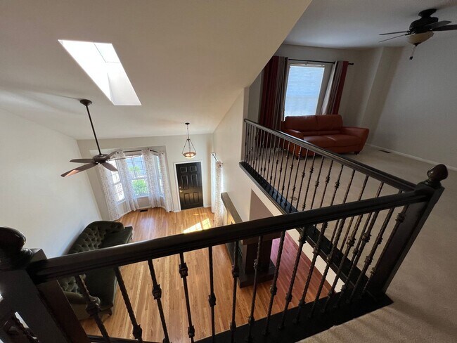 Building Photo - Splendid Townhome in Castle Pines